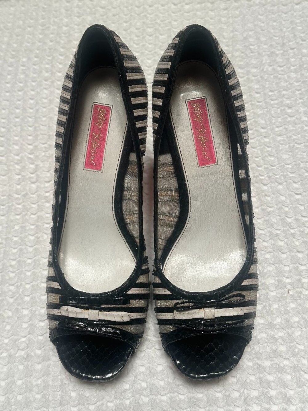 Betsey Johnson Patent Bow Heels
